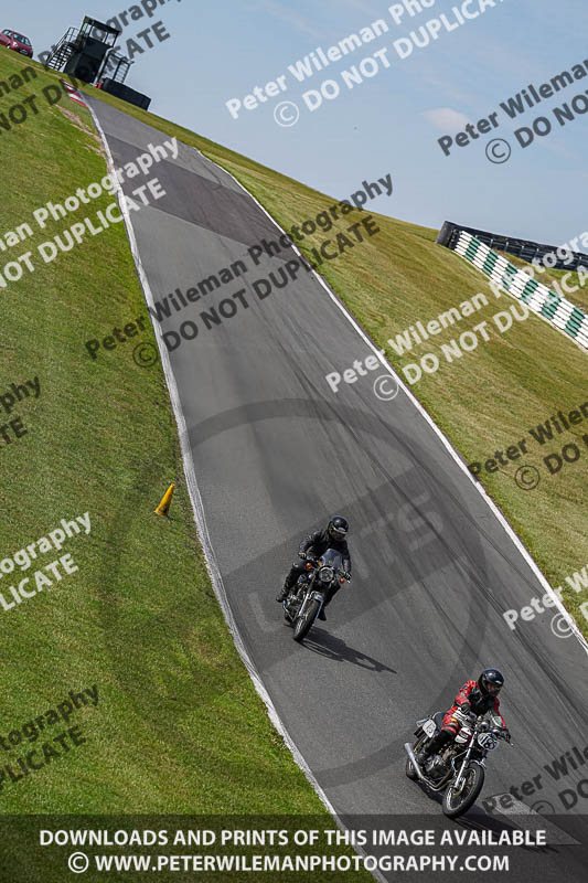 Vintage motorcycle club;eventdigitalimages;mallory park;mallory park trackday photographs;no limits trackdays;peter wileman photography;trackday digital images;trackday photos;vmcc festival 1000 bikes photographs